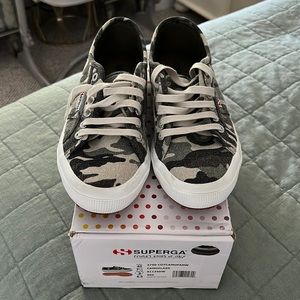 Superga Camo Sneakers NWT in box